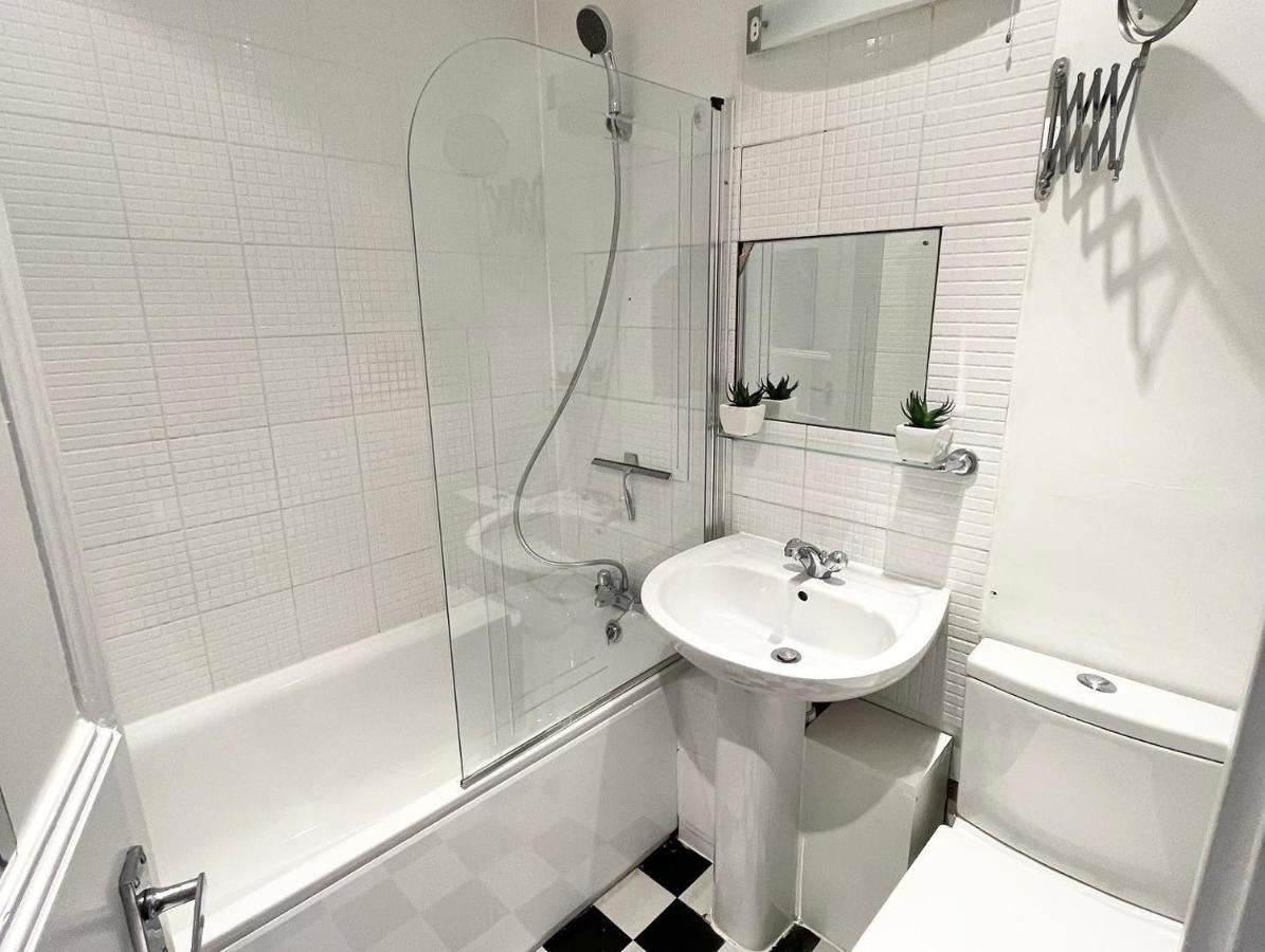 Lovely Apartment In London Victoria מראה חיצוני תמונה